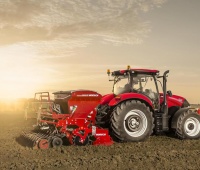 Case_IH_Maxxum_125_seeder_combination.jpg